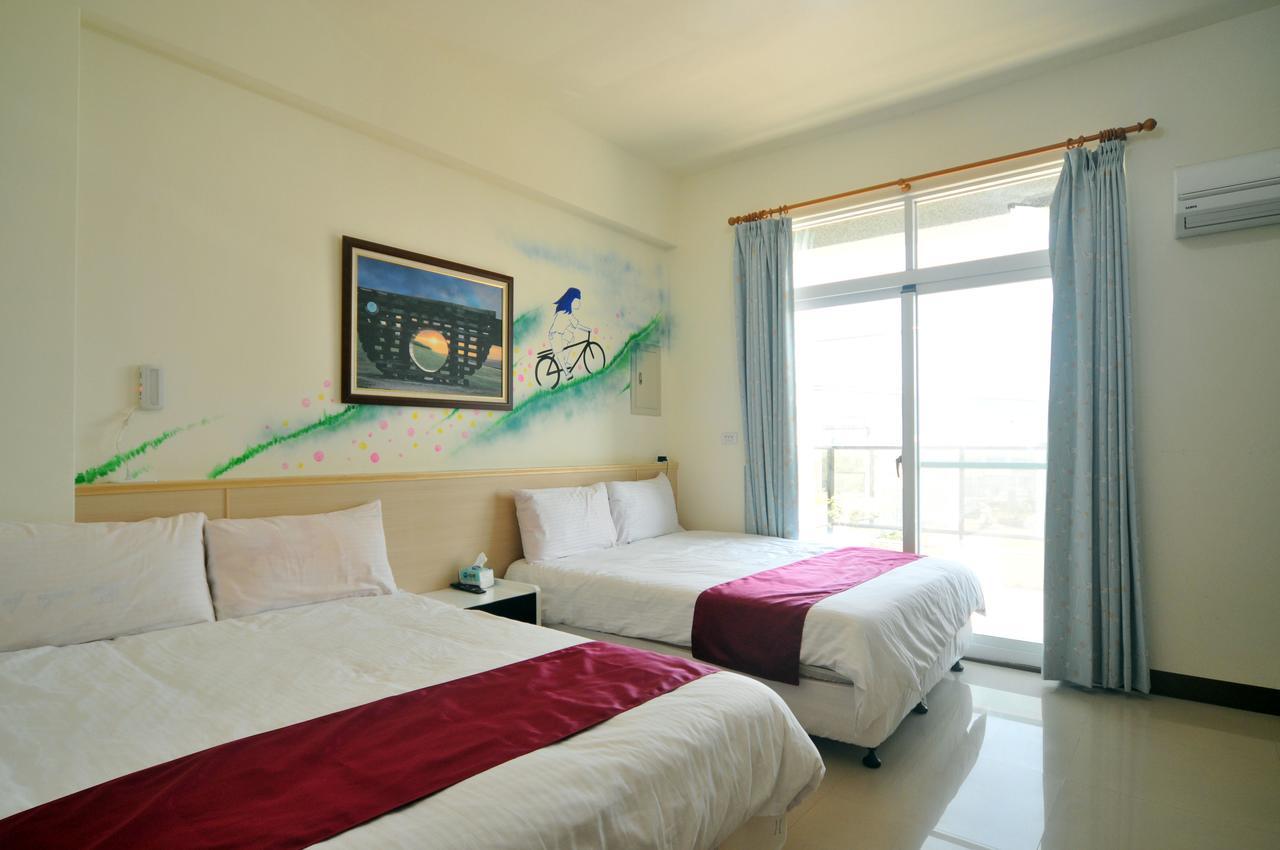 Lin Yuan Bicycle Homestay Taitung Bagian luar foto