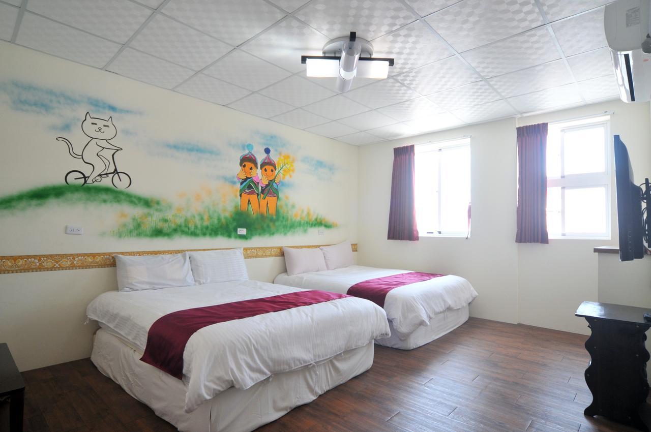 Lin Yuan Bicycle Homestay Taitung Bagian luar foto